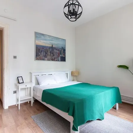 Appartamento Historic 2br Nisantasi Sisli Flat High Ceilings