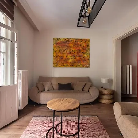 Lägenhet Historic 2br Nisantasi Sisli Flat High Ceilings *